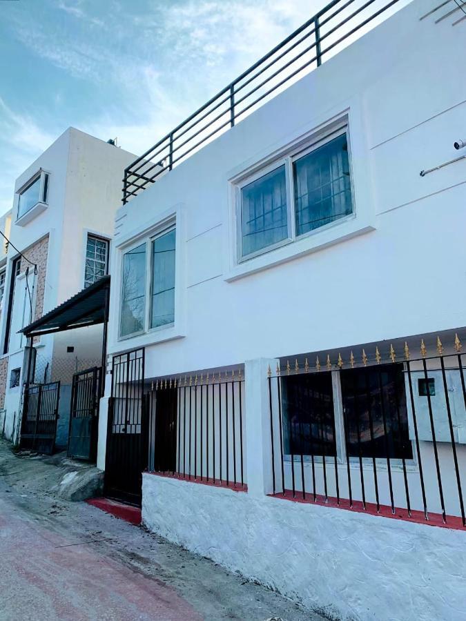 Kalyani Homestay Кодайканал Экстерьер фото